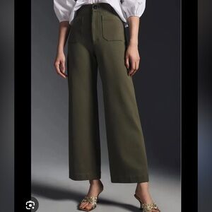 Maeve Colette Cropped Wide Leg Pant in Green, Ponte fabric size 27.